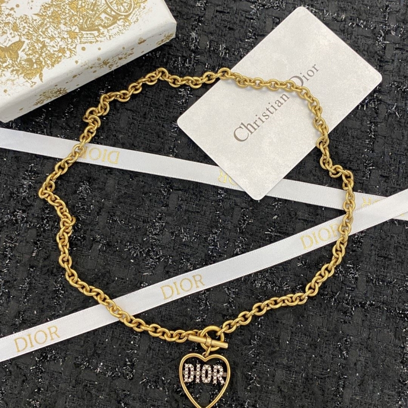 chr1st1an D10r necklaces